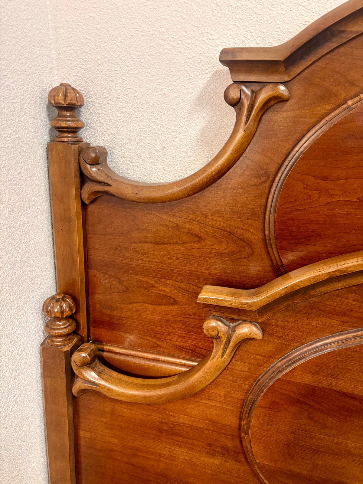 Lexington Bed