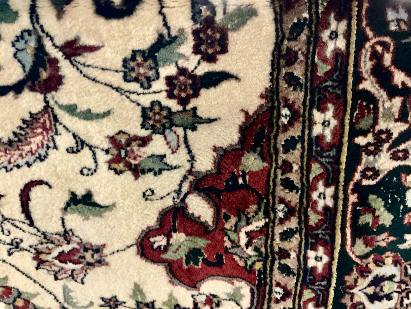 Pakistani Rug