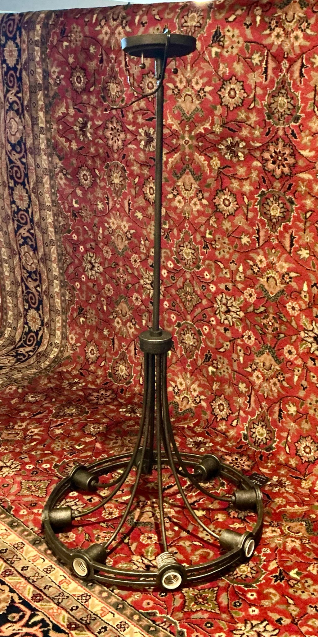 Light Center Chandelier