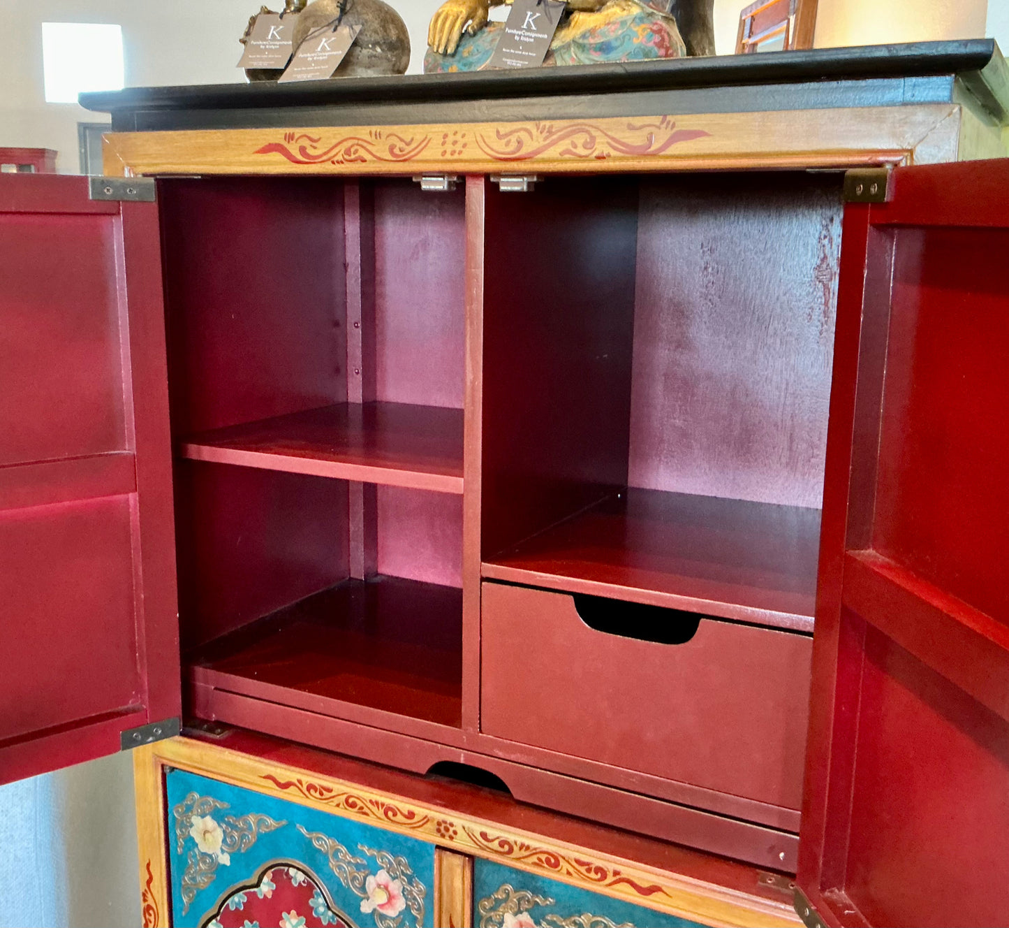 Tibetan Cabinet