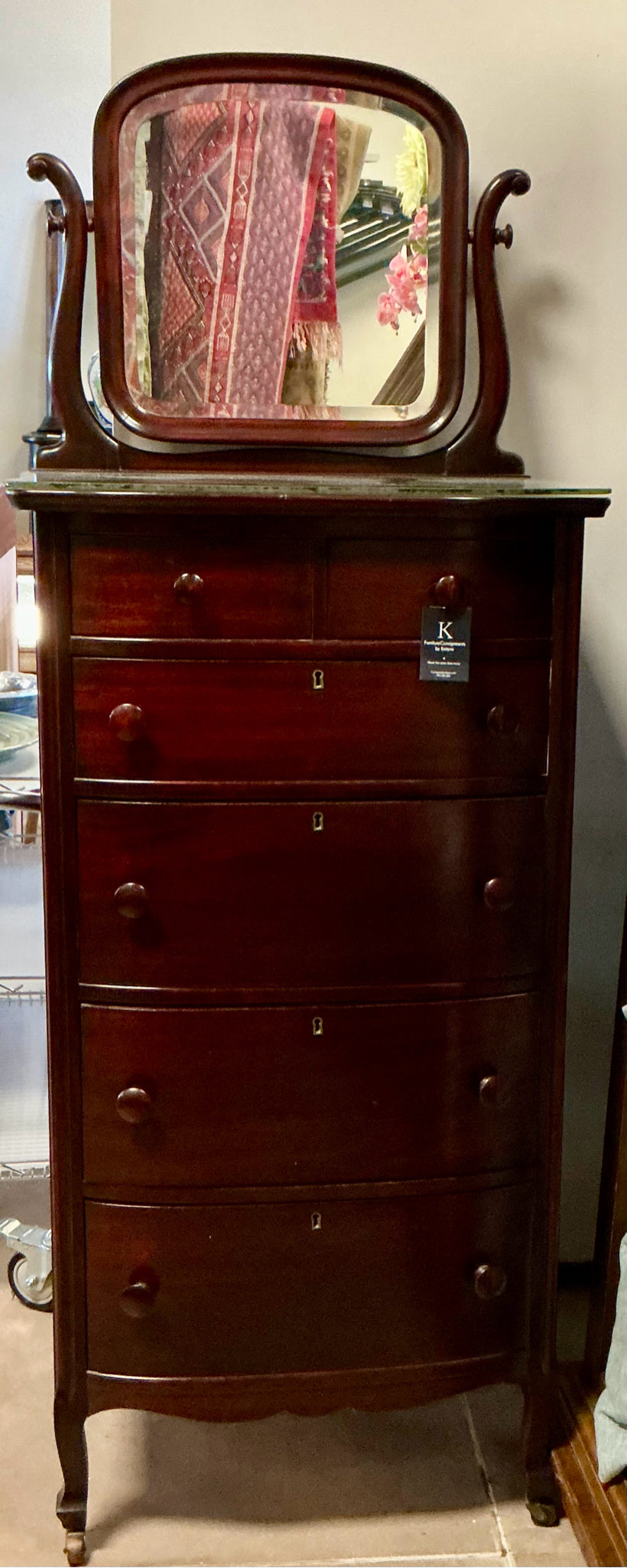 Dresser