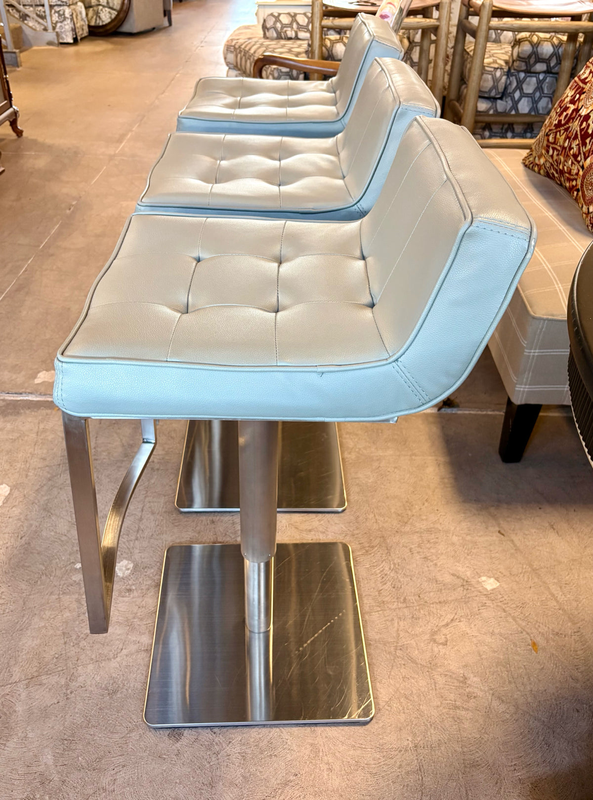 Safavieh Stool