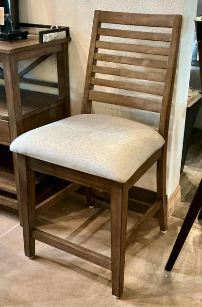 Table & 6 chairs