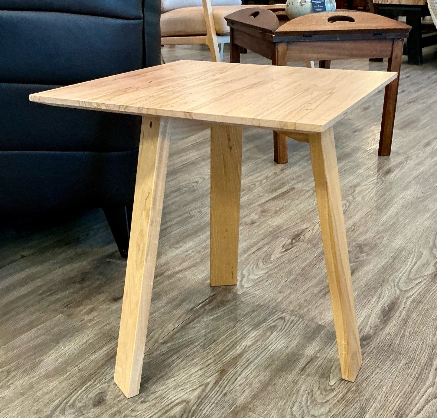 MEK designs Side Table