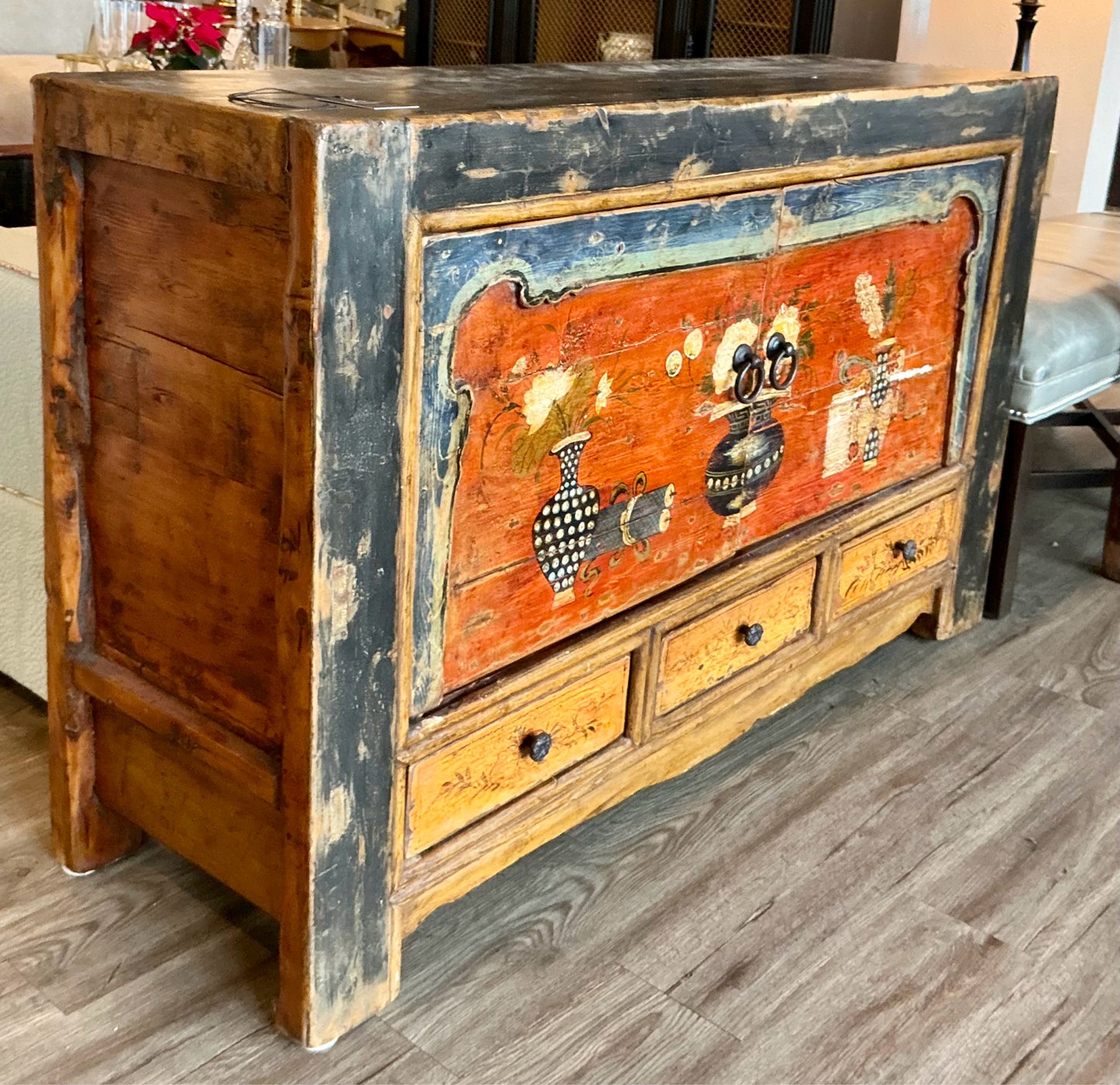 Credenza