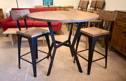 Forma Table & 2 Chairs