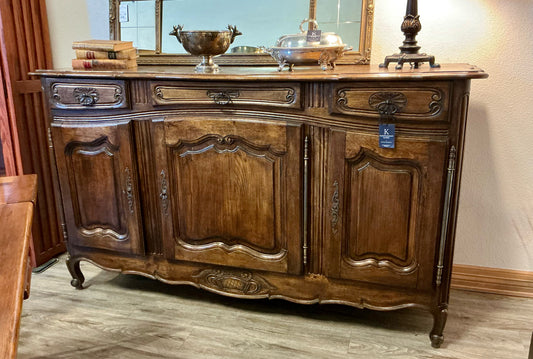 Side Board