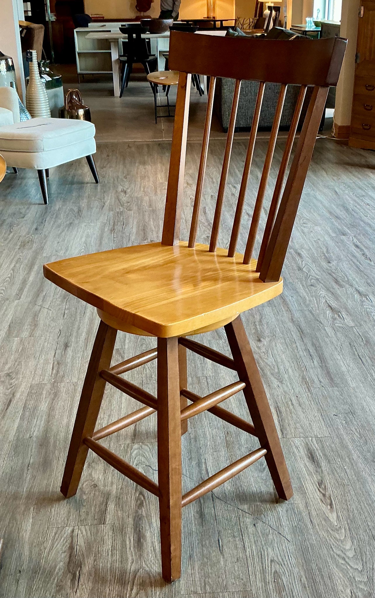 Table & 4 Chairs
