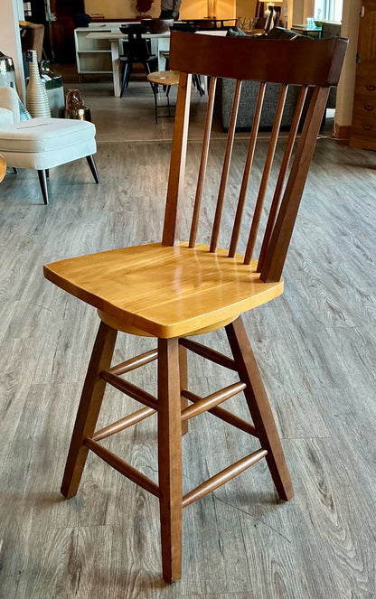 Table & 4 Chairs