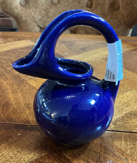 Hull Pitcher