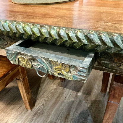 Table & 6 chairs