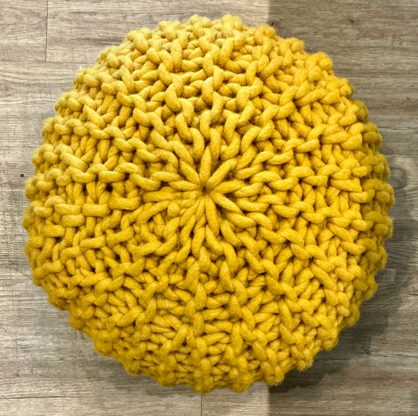 Surya Pouf