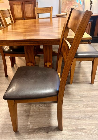 Table & 4 Chairs & Bench