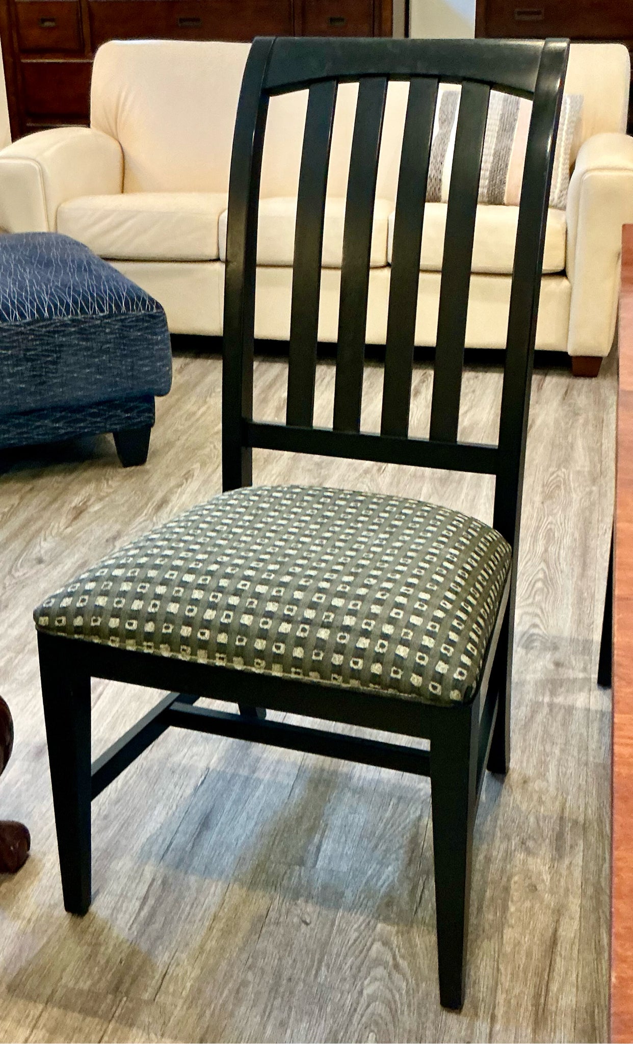 Ethan Allen Dining Table & Chairs