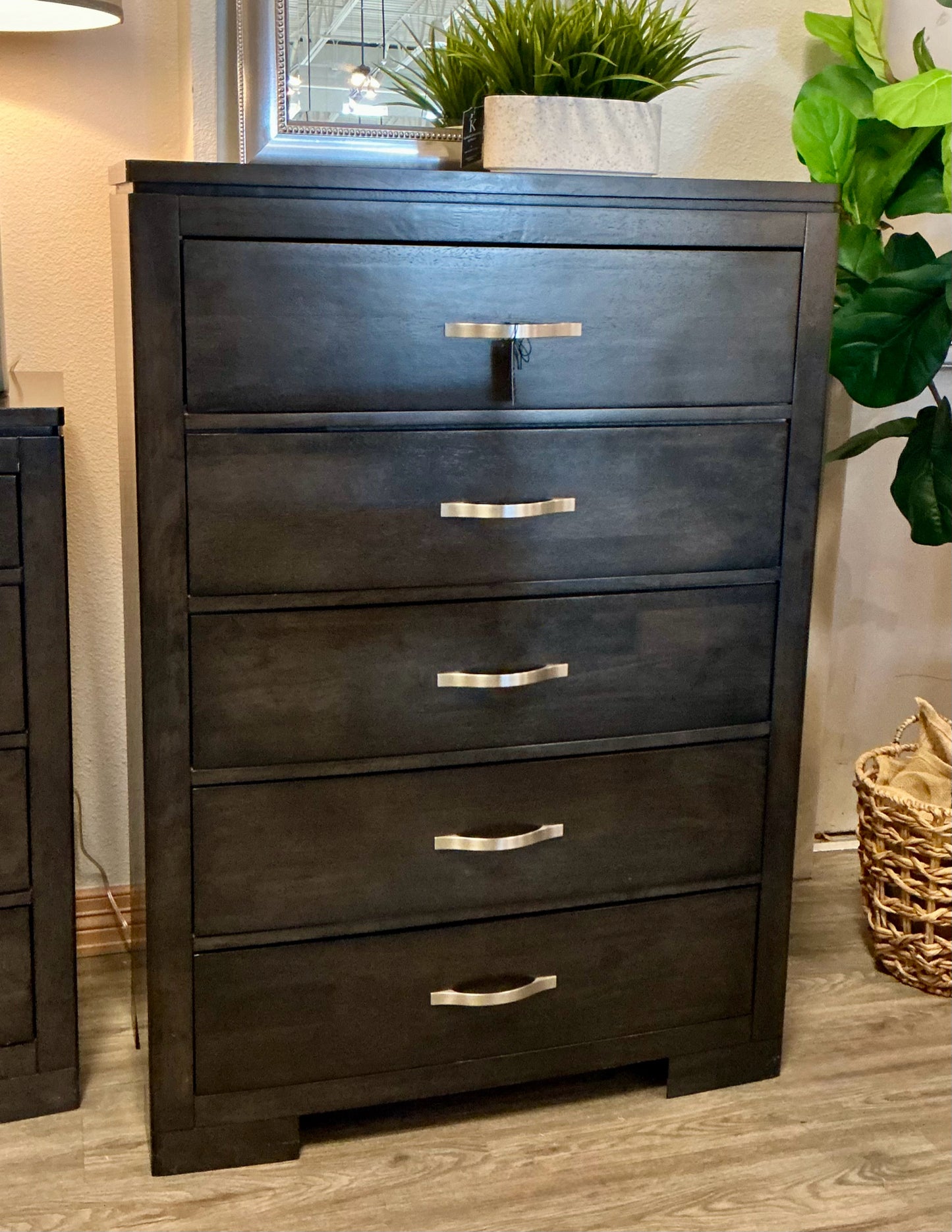 Private Reserve Chest