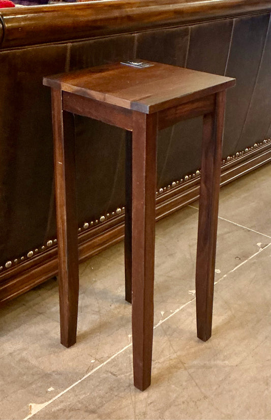 World Market Plant Table