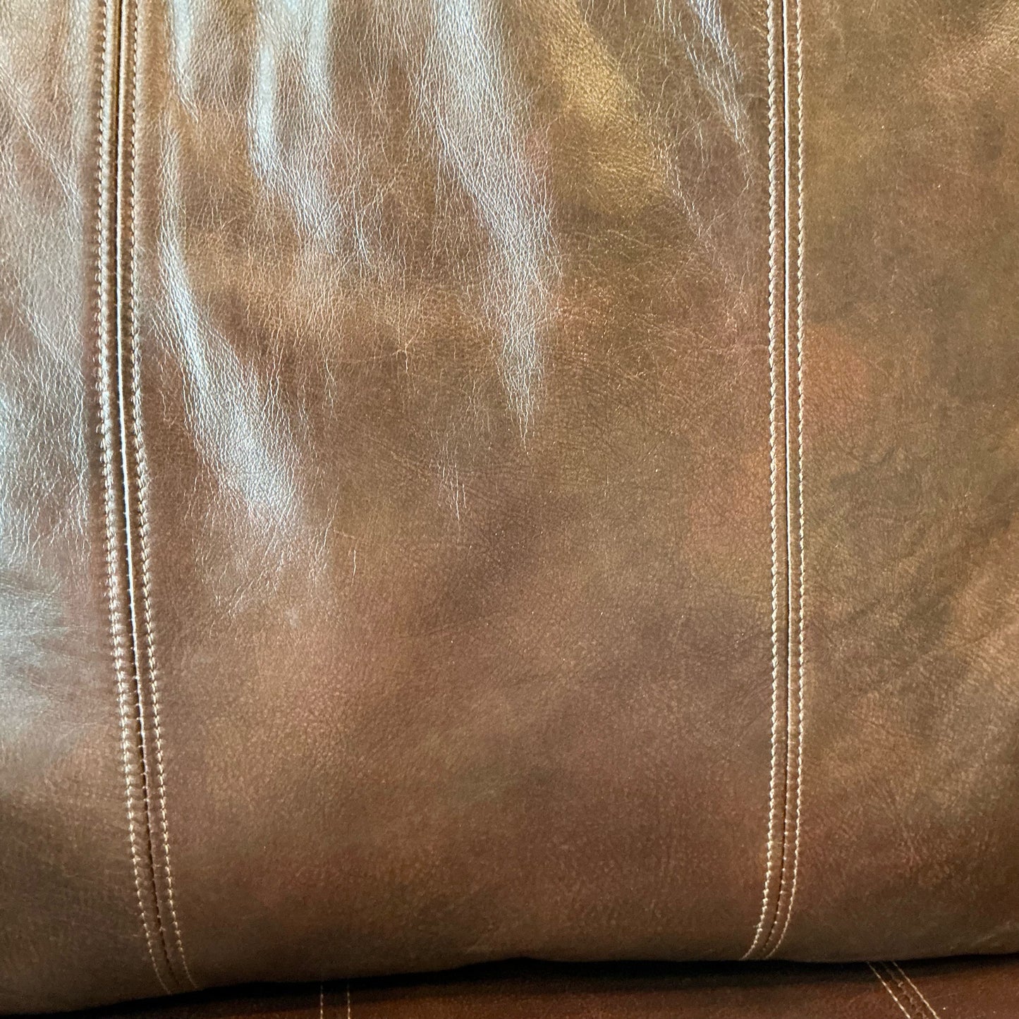 Lane Loveseat
