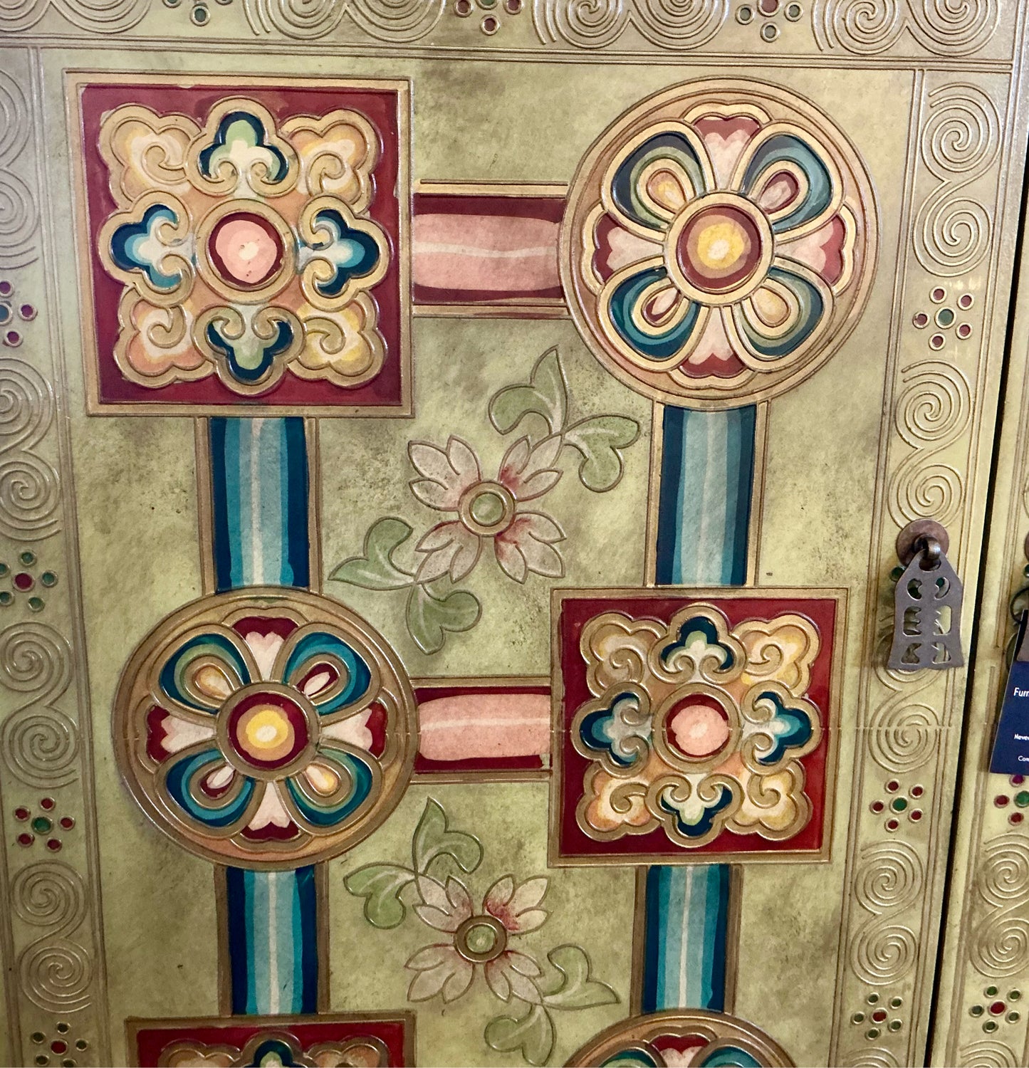 Tibetan Cabinet
