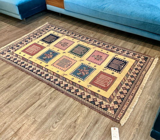 Rug