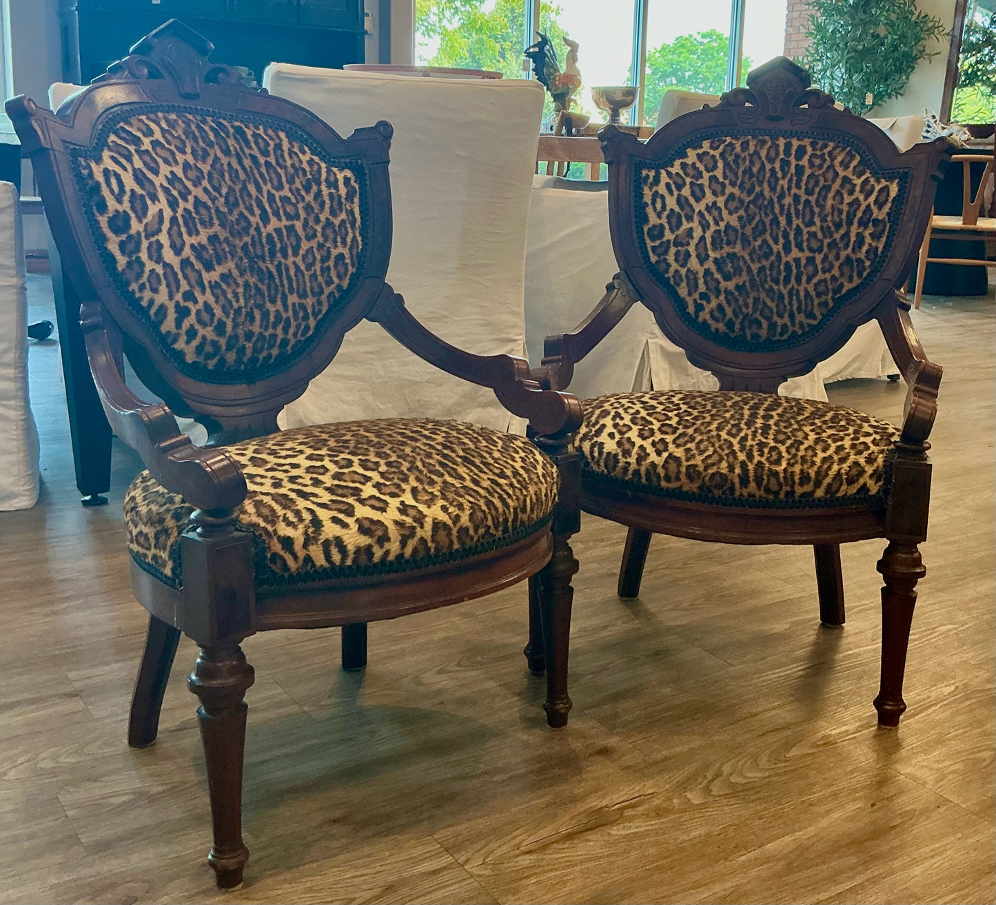Chair (Pair)