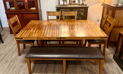 Table & 4 Chairs & Bench