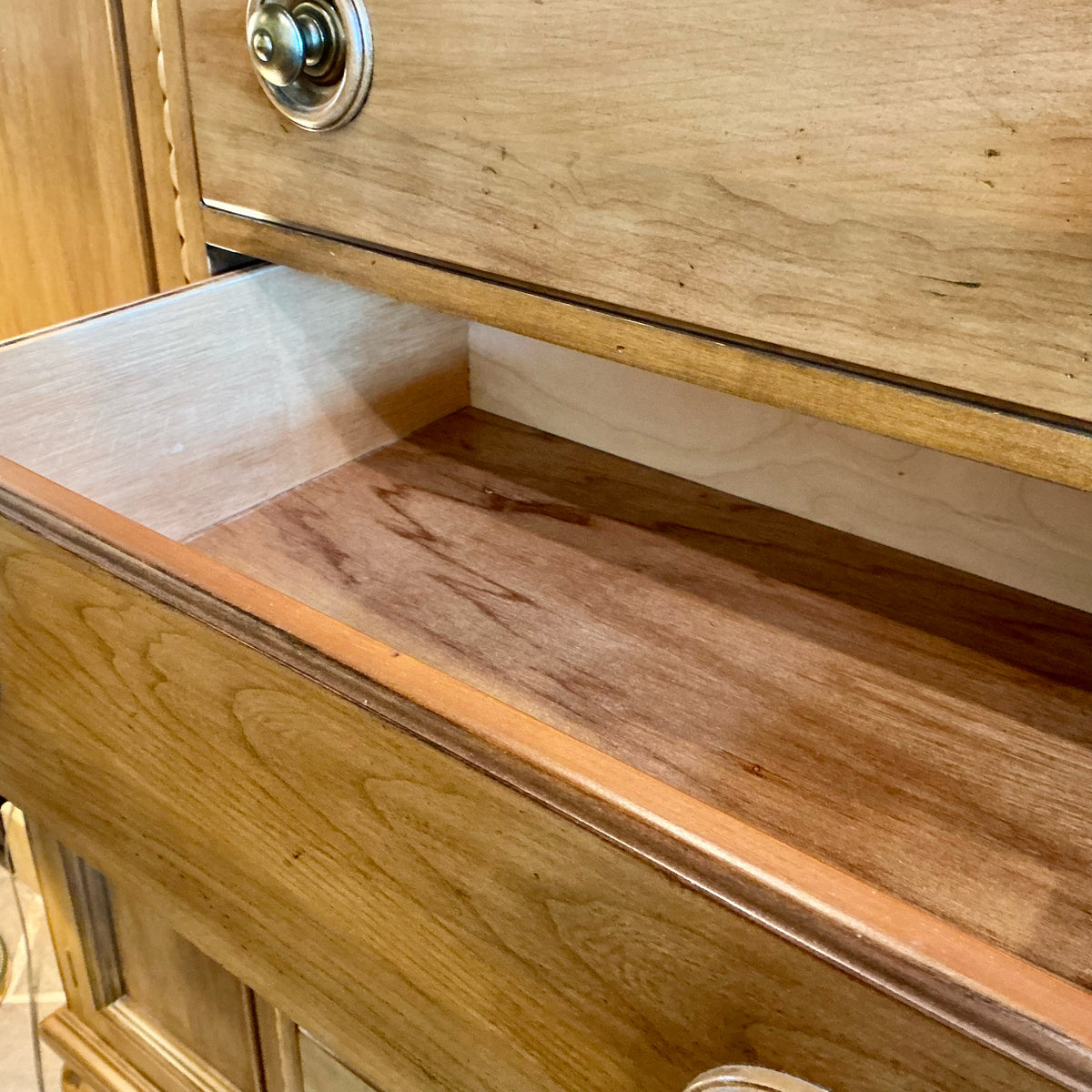 Lexington Gentlemans Chest