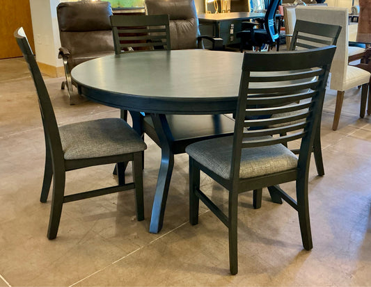 Cali - Condor MFG Table & 4 Chairs