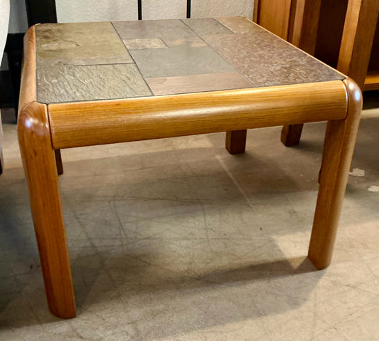 GangsÃ˜ End Table