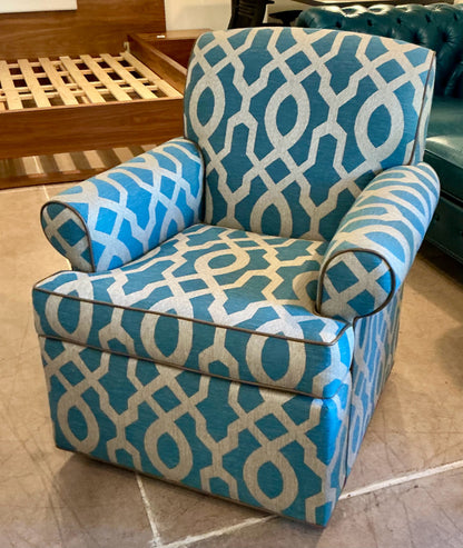 Ethan Allen Swivel Chair