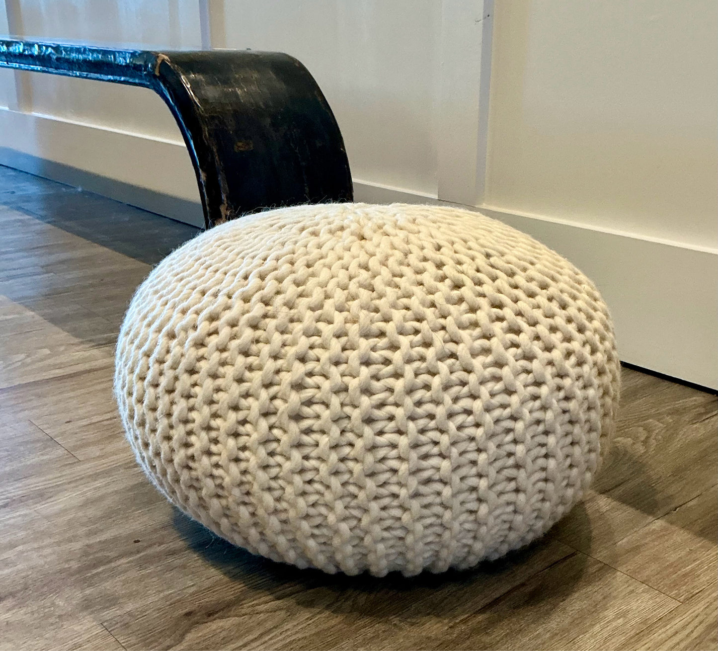 Surya Pouf