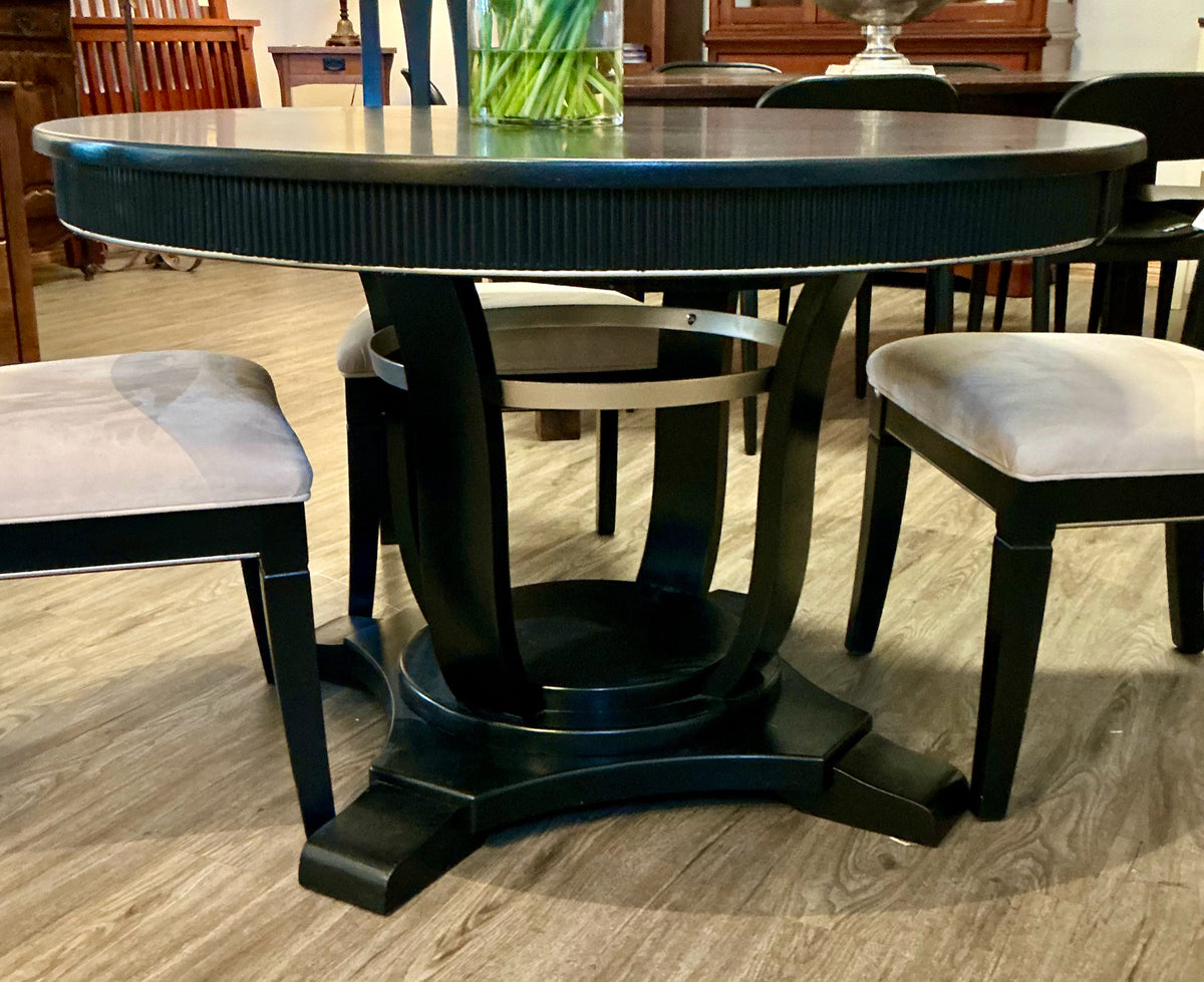 Dining Table & Chairs