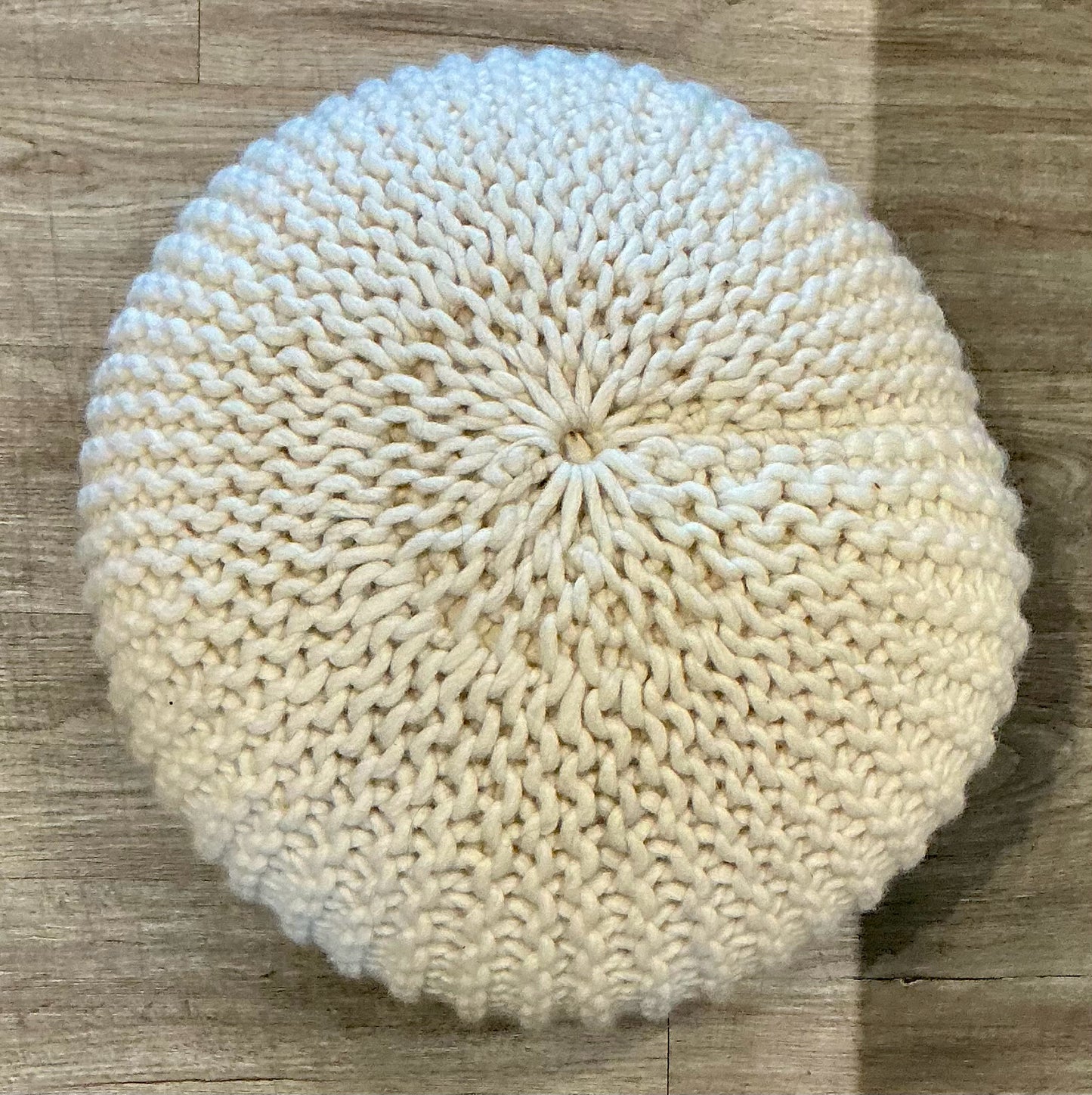 Surya Pouf