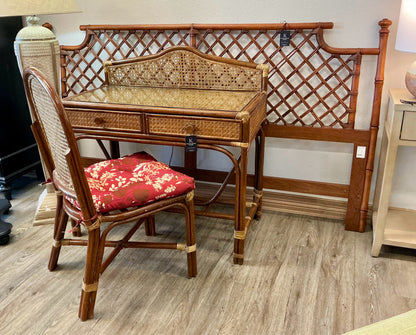 Desk & Chair