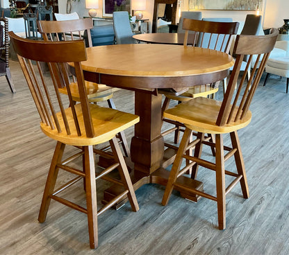 Table & 4 Chairs