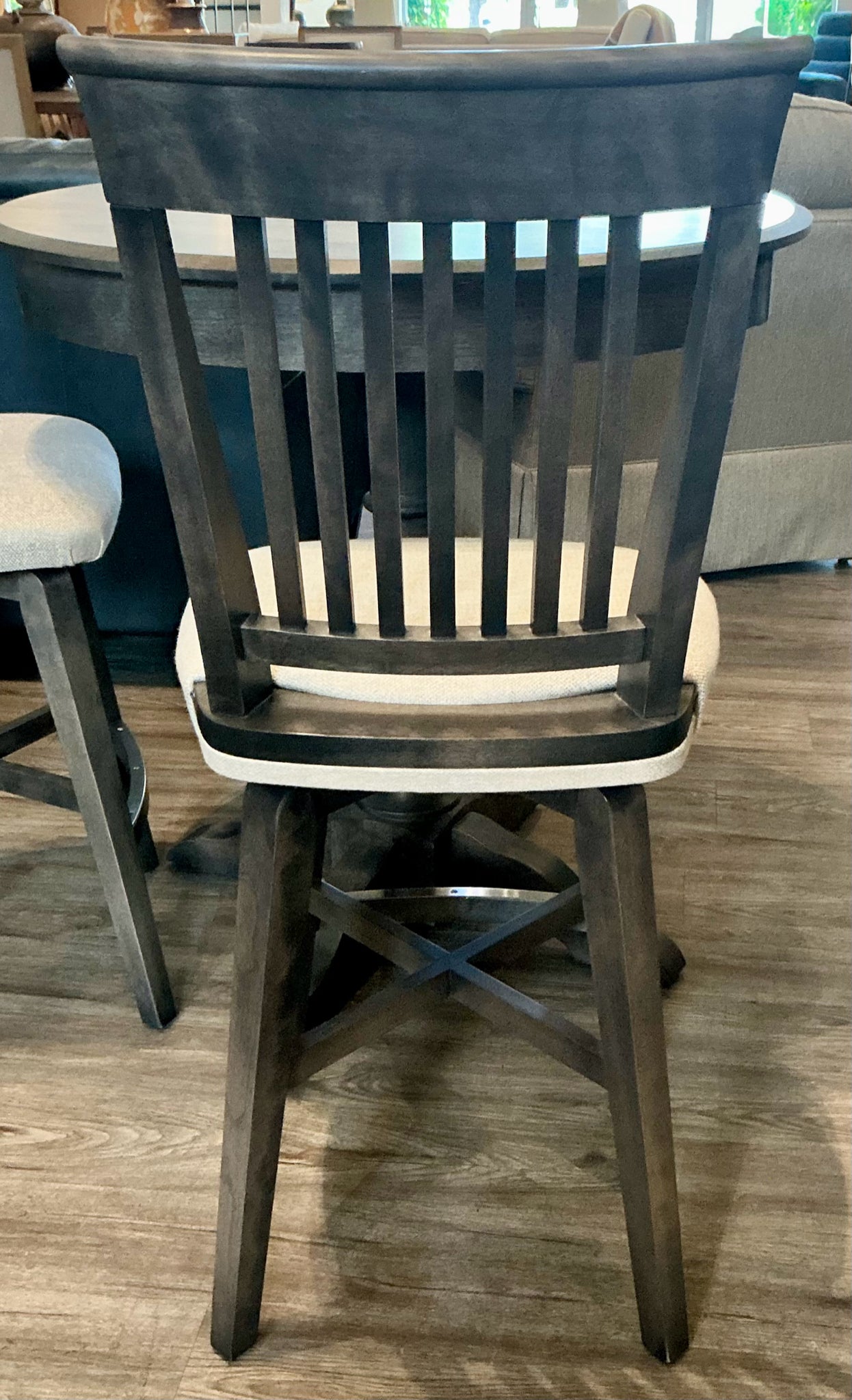Canadel Dining Table & Chairs