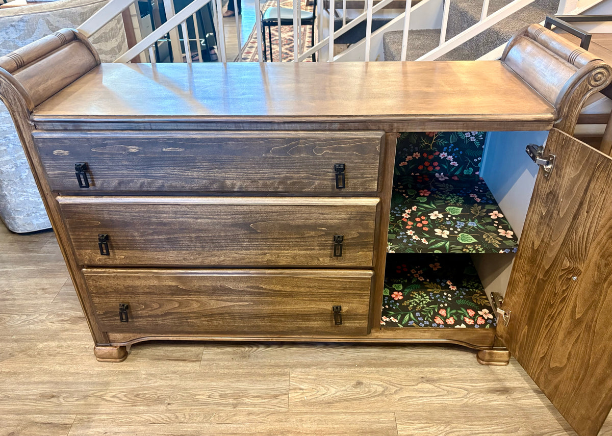 Sideboard
