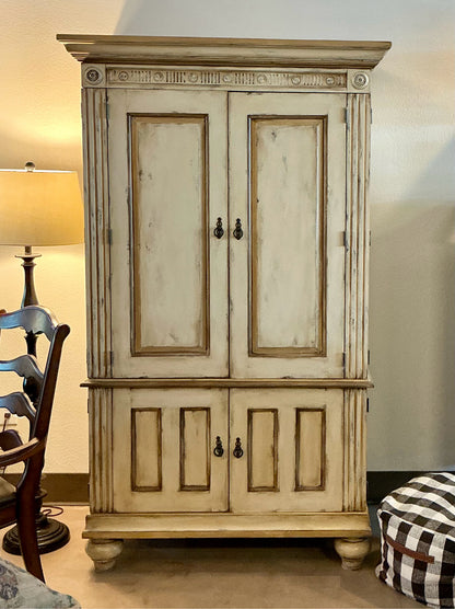 Armoire