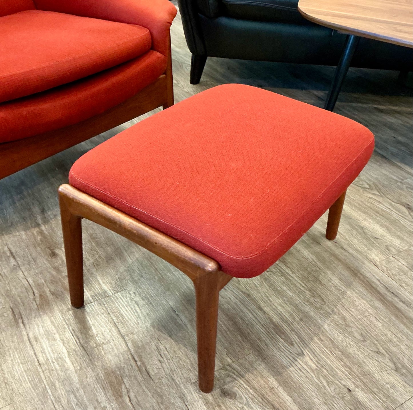 Dux 'Profil' Lounge Chair and Ottoman