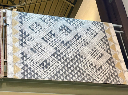 Rug
