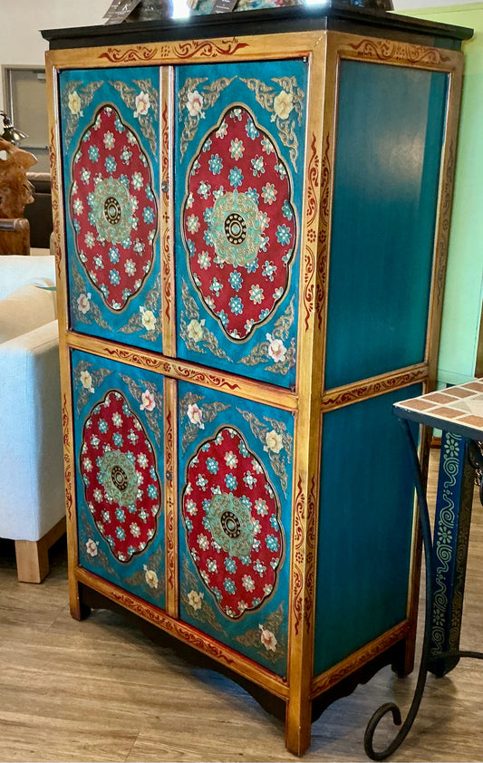 Tibetan Cabinet