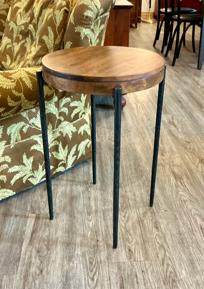 Hekman End Table