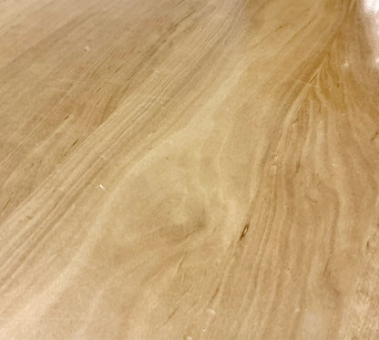 HW Home Table
