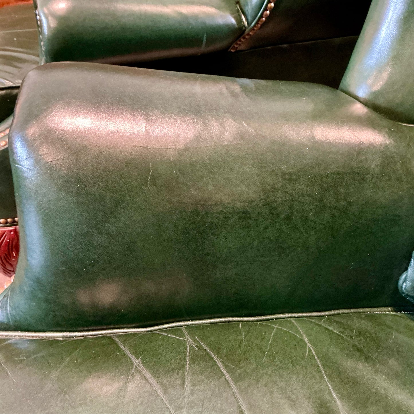 Chair w/Ottoman
