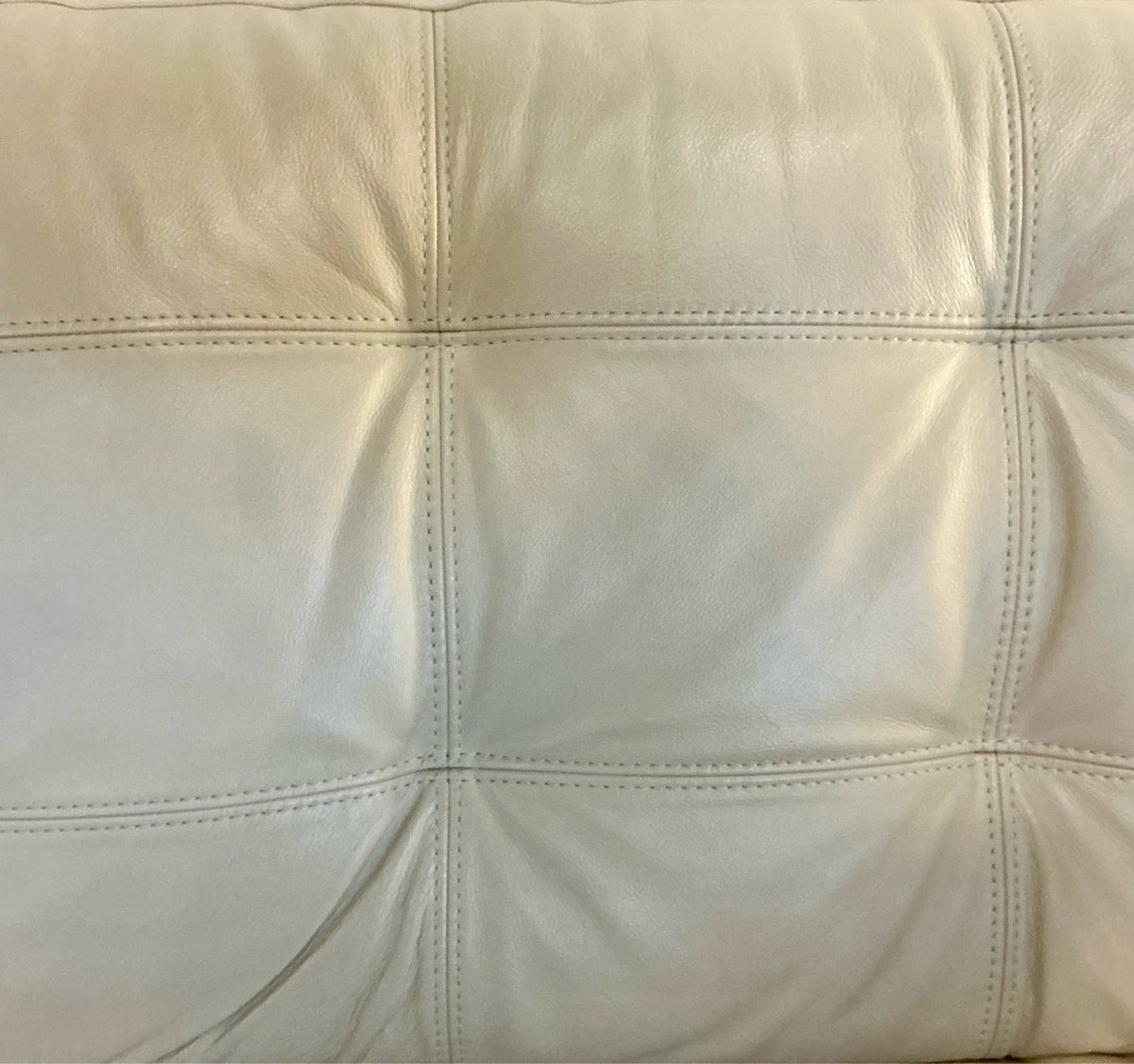 Chateau D'ax Loveseat
