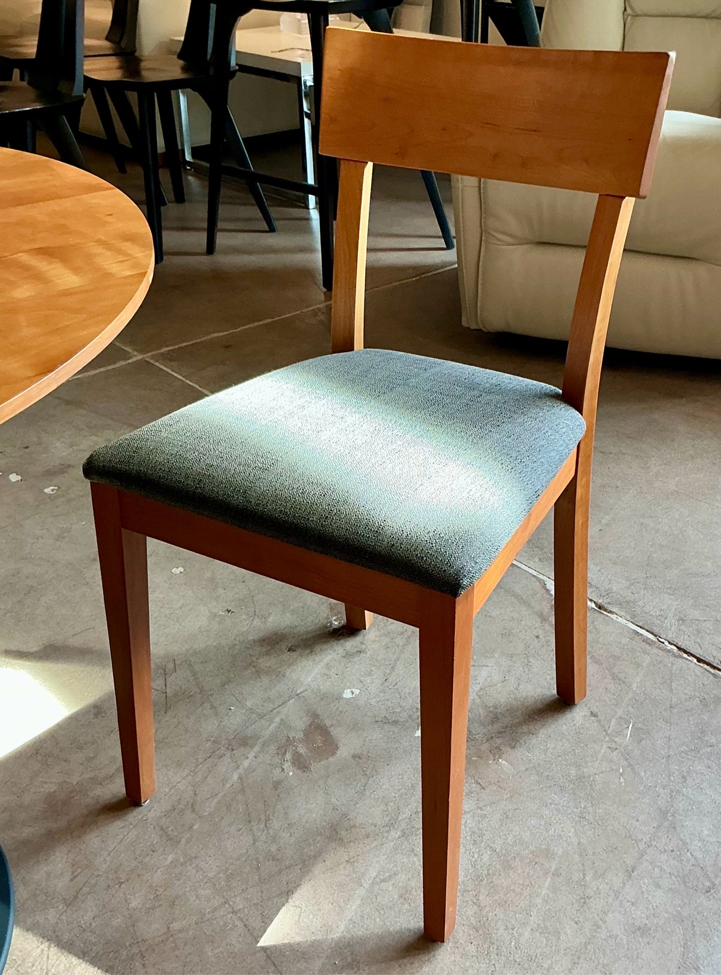 Room & Board Dining Table & Chairs
