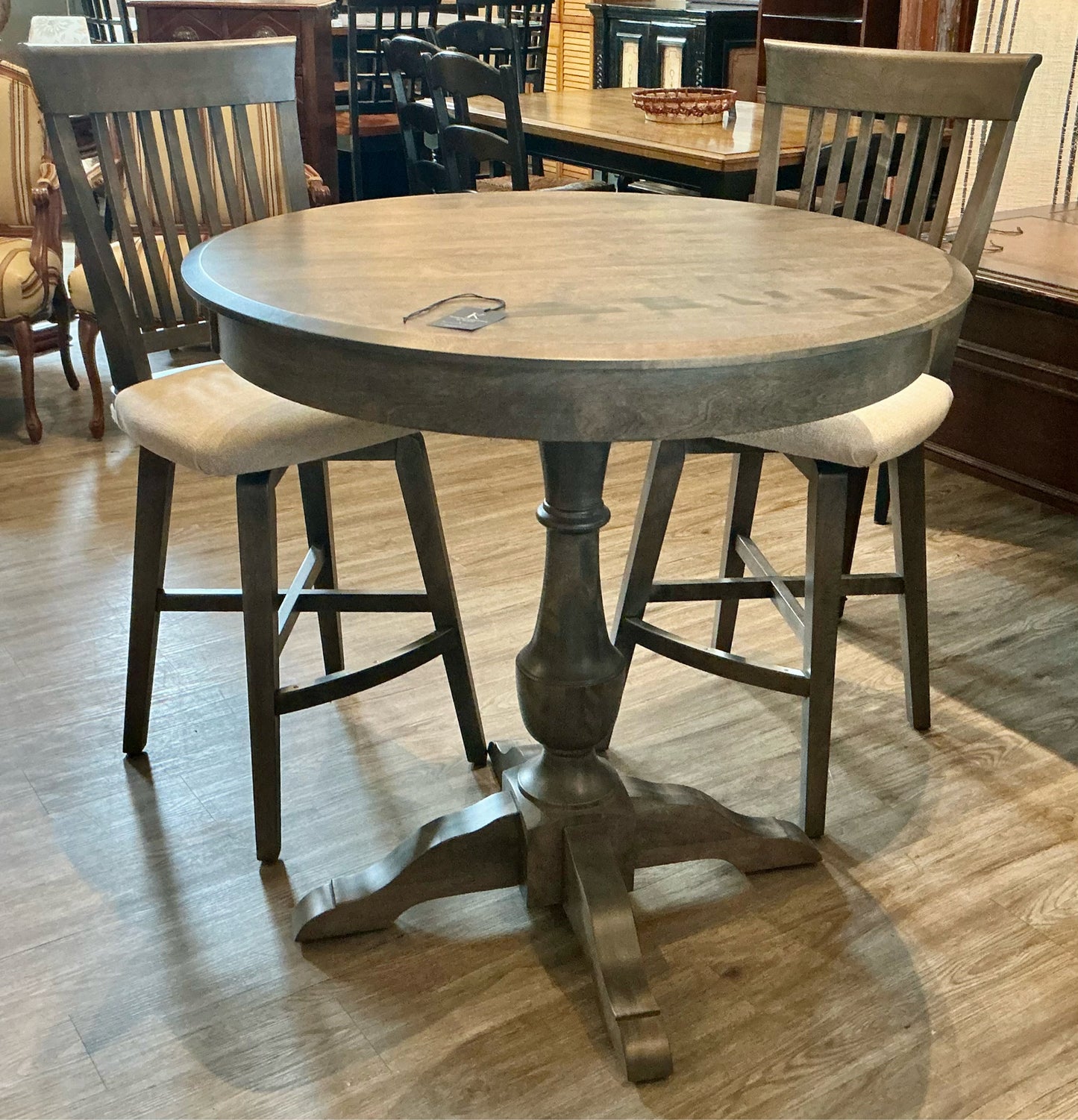 Canadel Dining Table & Chairs