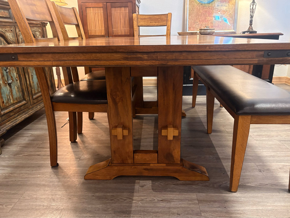 Table & 4 Chairs & Bench