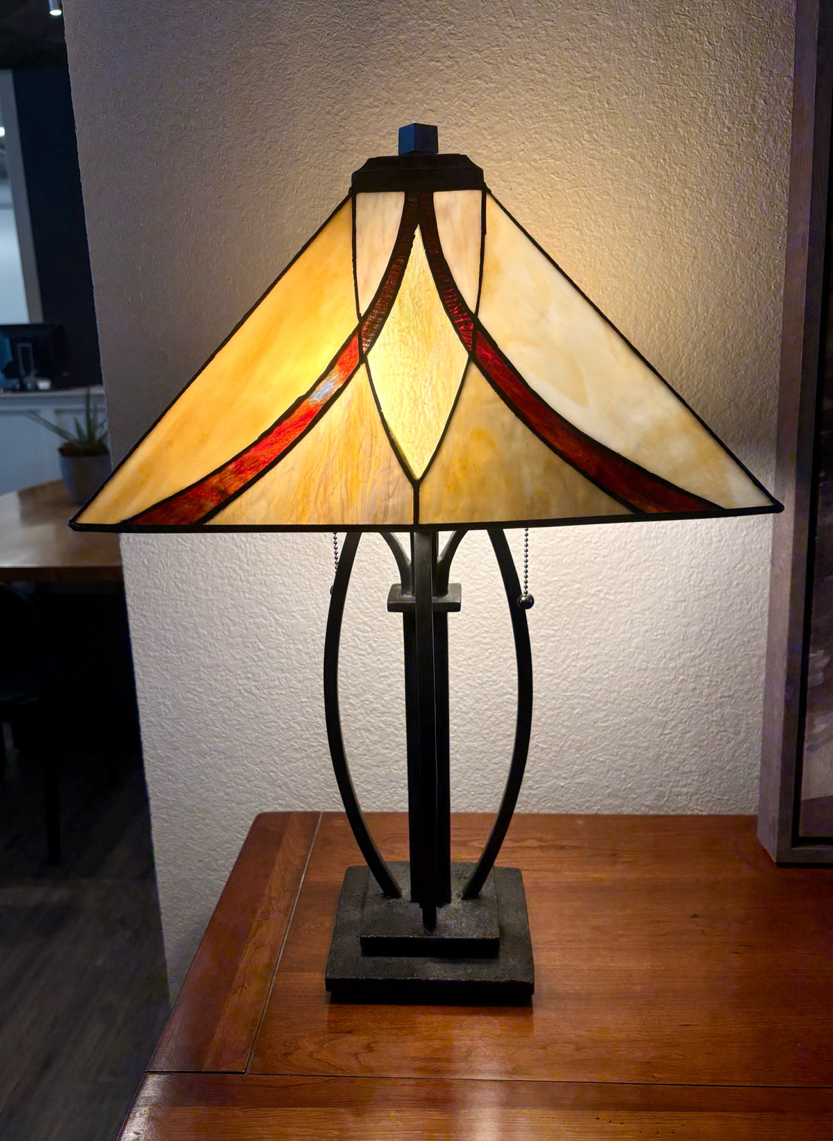 The Light Center Lamp