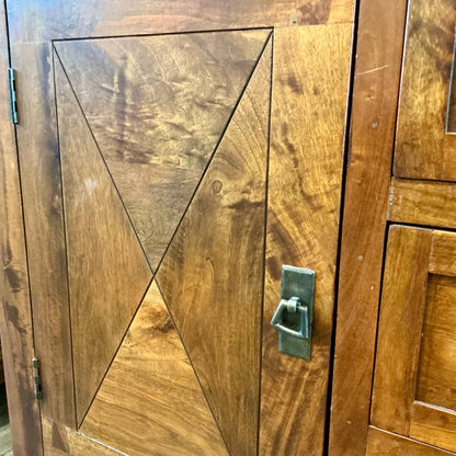 Arhaus Hutch