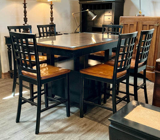 Dining Table & Chairs